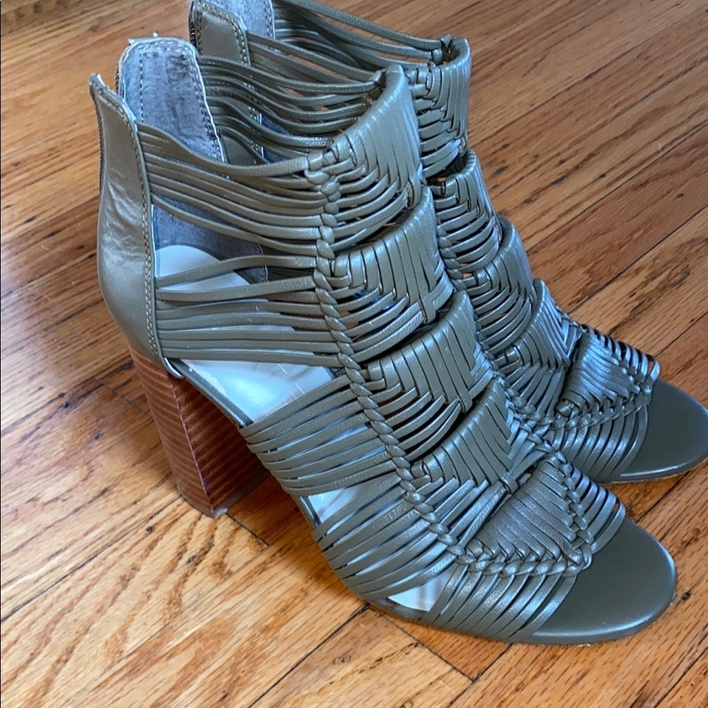 Olive Strappy Women's Heels size 7